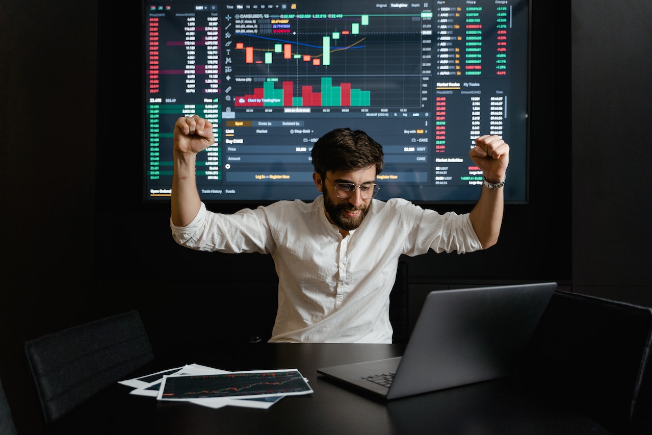 What is RTB (real-time bidding)?