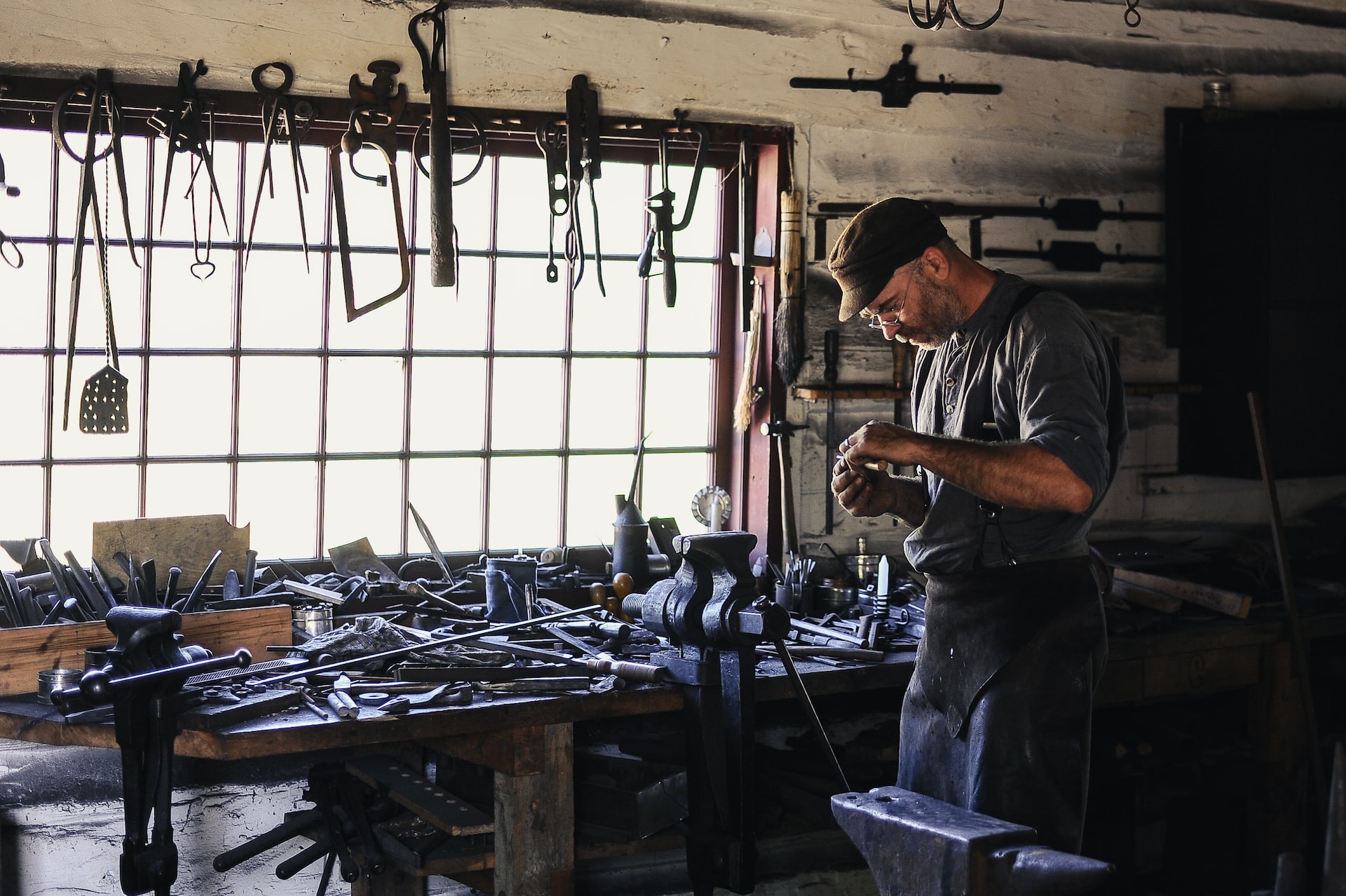 Free content creation tools for digital publishers